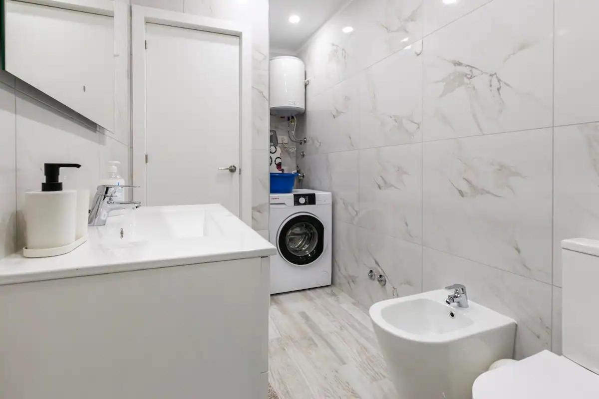 Luxury Flat, Few Minutes From Fanabe Beach! 阿德耶 外观 照片